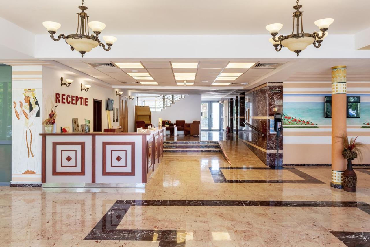 Hotel Cleopatra Saturn Exterior photo