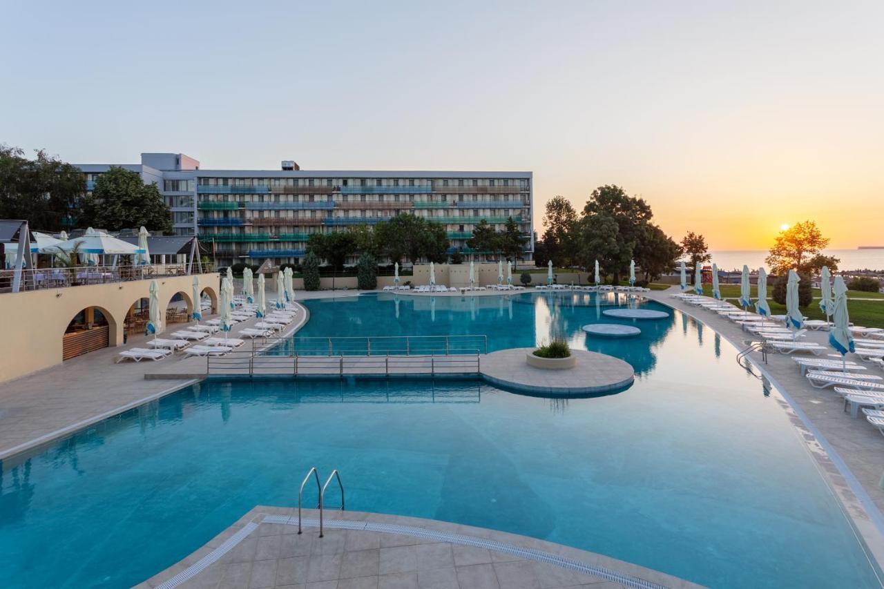 Hotel Cleopatra Saturn Exterior photo