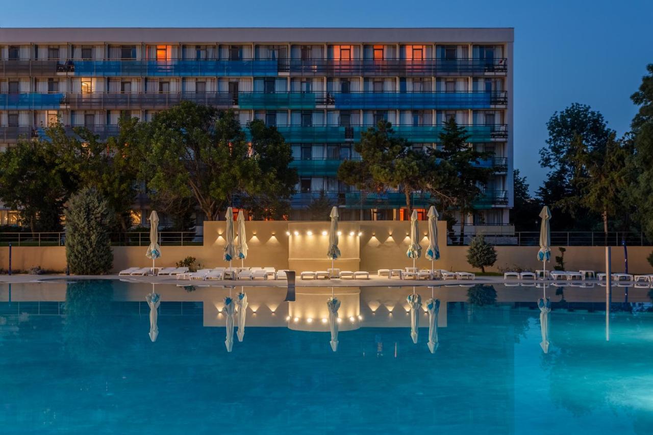 Hotel Cleopatra Saturn Exterior photo