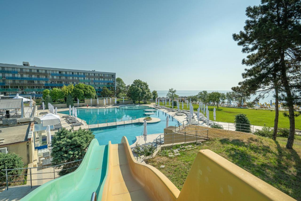 Hotel Cleopatra Saturn Exterior photo
