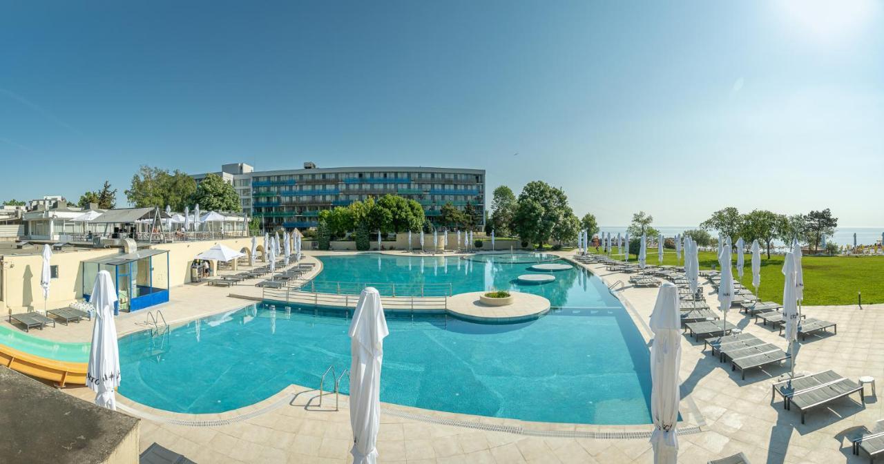 Hotel Cleopatra Saturn Exterior photo