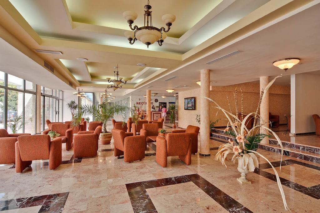 Hotel Cleopatra Saturn Exterior photo